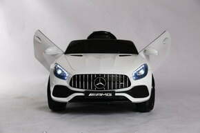 Ocie Mercedes GT avtomobil