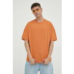 Bombažna kratka majica American Vintage oranžna barva - oranžna. Kratka majica iz kolekcije American Vintage, izdelana iz enobarvne pletenine. Model iz izjemno udobne bombažne tkanine.