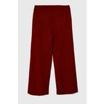 Otroške hlače United Colors of Benetton rdeča barva - rdeča. Otroški hlače iz kolekcije United Colors of Benetton. Model izdelan iz pletenine. Izrazita, bleščeča tkanina s kovinsko nitjo.