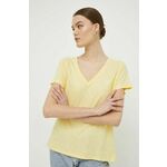 Kratka majica Superdry ženski, rumena barva - rumena. Lahkotna kratka majica iz kolekcije Superdry, izdelana iz materiala, ki je prijeten na otip in diha. Model iz izjemno udobne tkanine z visoko vsebnostjo bombaža.