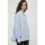 Bombažna srajca Drykorn ženska - modra. Srajca iz kolekcije Drykorn, izdelana iz vzorčaste tkanine. Model iz zračne bombažne tkanine.