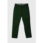 Otroške hlače Tommy Hilfiger zelena barva - zelena. Otroški hlače iz kolekcije Tommy Hilfiger. Model izdelan iz enobarvne tkanine. Model iz izjemno udobne tkanine z visoko vsebnostjo bombaža.