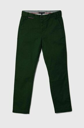 Otroške hlače Tommy Hilfiger zelena barva - zelena. Otroški hlače iz kolekcije Tommy Hilfiger. Model izdelan iz enobarvne tkanine. Model iz izjemno udobne tkanine z visoko vsebnostjo bombaža.