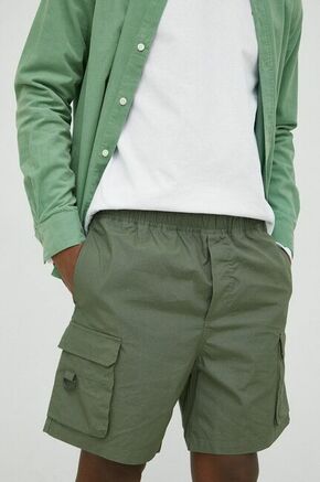Bombažne kratke hlače Samsoe Samsoe zelena barva - zelena. Kratke hlače iz kolekcije Samsoe Samsoe. Model izdelan iz enobarvnega materiala. Izjemno udoben material