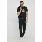 Bombažna kratka majica Armani Exchange črna barva - črna. Kratka majica iz kolekcije Armani Exchange. Model izdelan iz pletenine s potiskom. Visokokakovosten, udoben material.