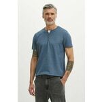 Bombažna kratka majica Medicine moška - modra. Kratka majica iz kolekcije Medicine. Model izdelan iz tkanine s teksturo.
