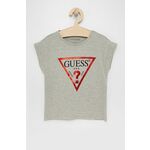 Otroški t-shirt Guess - siva. Otroški T-shirt iz kolekcije Guess. Model izdelan iz tanke, rahlo elastične pletenine.