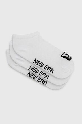 Nogavice New Era (3-pack) bela barva - bela. Kratke nogavice iz kolekcije New Era. Model izdelan iz elastičnega materiala. V kompletu so trije pari.