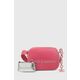 Torbica Juicy Couture roza barva, BIJJM5337WVP - roza. Majhna torbica iz kolekcije Juicy Couture. Model na zapenjanje, izdelan iz ekološkega usnja. Model ima priloženo denarnico za kovance.