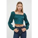 Majica Hollister Co. ženska, zelena barva - zelena. Bluza iz kolekcije Hollister Co. Izdelana iz enobarvne tkanine. Poliester zagotavlja večjo odpornost na gubanje.