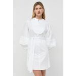 Obleka Guess bela barva - bela. Lahkotna obleka iz kolekcije Guess. Nabran model, izdelan iz enobarvne tkanine. Material, ki je izjemno prijeten na otip.