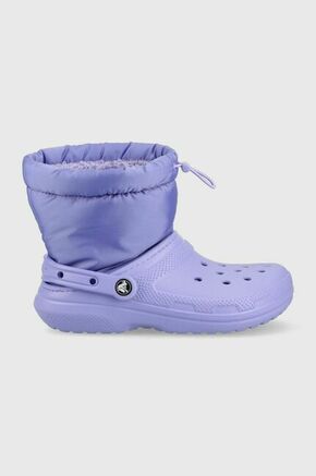 Snežke Crocs Classic Lined Neo Puff Boot vijolična barva - vijolična. Snežke iz kolekcije Crocs. Model izdelan iz kombinacije tekstilnega in sintetičnega materiala.