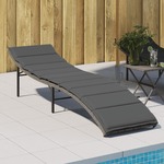 Vidaxl Ležalnik z blazino siv 55x199x50 cm poli ratan