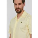 Bombažna srajca Lyle &amp; Scott moška, rumena barva, - rumena. Srajca iz kolekcije Lyle &amp; Scott. Model izdelan iz bombažne tkanine. Ima klasičen, mehek ovratnik.