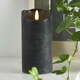 Sveča LED iz črnega voska Star Trading Flamme Rustic, višina 15 cm