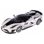 BBurago model Ferrari TOP FXX-K EVO No.70, 1:18, bela/črna