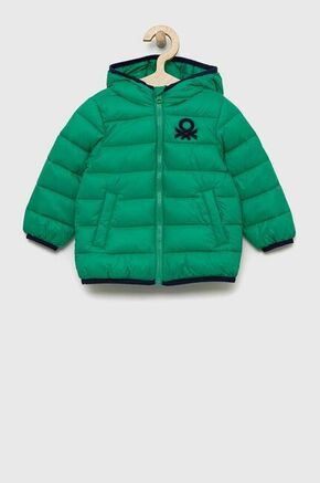 Otroška jakna United Colors of Benetton zelena barva - zelena. Otroški jakna iz kolekcije United Colors of Benetton. Podložen model