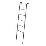 Črna dekorativna lestev z detajli iz bukovega lesa YAMAZAKI Tower Ladder