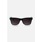 Otroška sončna očala Coccodrillo zelena barva - zelena. Otroški sončna očala iz kolekcije Coccodrillo. Model z enobarvnimi stekli in okvirji iz plastike. Ima filter UV 400.
