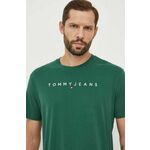Bombažna kratka majica Tommy Jeans moški, zelena barva - zelena. Lahkotna kratka majica iz kolekcije Tommy Jeans, izdelana iz pletenine, prijetne na otip. Model iz izjemno udobne bombažne tkanine.