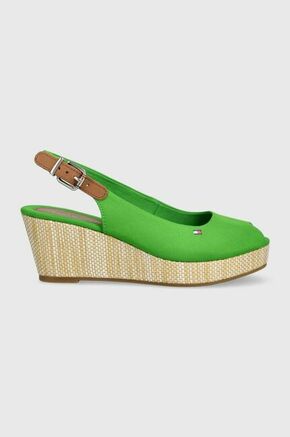 Tommy Hilfiger sandali - zelena. Sandali iz kolekcije Tommy Hilfiger. Model izdelan iz kombinacije imitacije semiša in naravnega usnja.