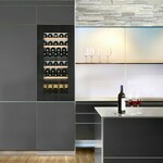 Liebherr EWTgb EWT vgrajeni hladilnik za vino, 51 steklenic/83 steklenic, 2 temperaturne območje