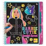 Barbie knjiga s skicami srčkana praska razkriva
