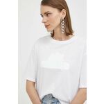Bombažna kratka majica Armani Exchange bela barva - bela. Kratka majica iz kolekcije Armani Exchange, izdelana iz elastične pletenine. Model iz zračne bombažne tkanine.
